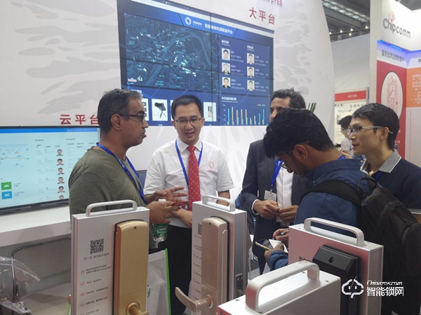 深圳物联网展会 IOTE 2019金奖产品 | 二代双目虹膜锁i80